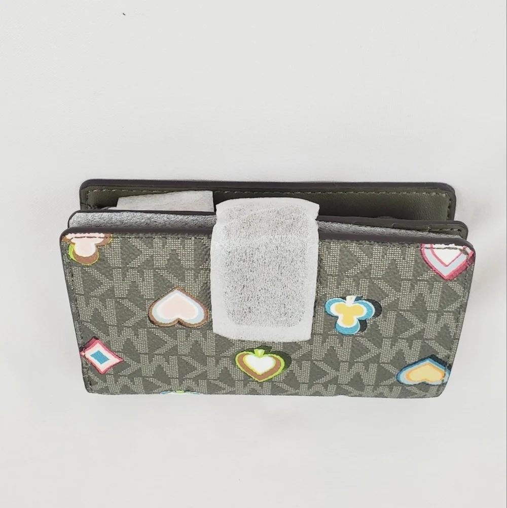Michael Kors Jet Set Medium Printed Signature Logo Wallet